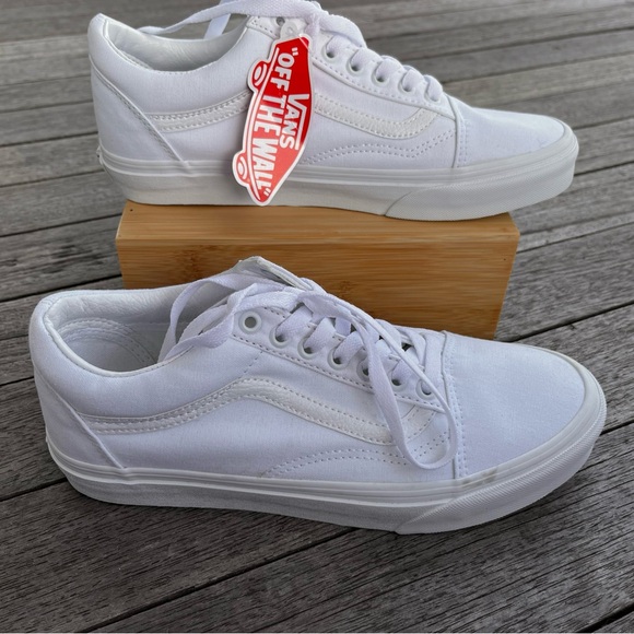 Vans Shoes - Vans White Women's Sneakers
